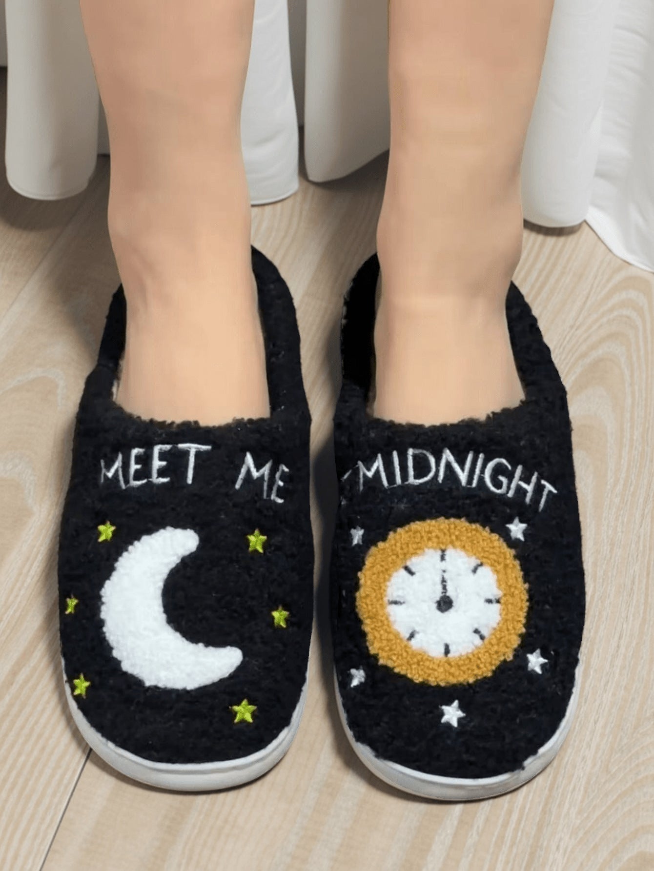 Your feet deserve this 🐾 Cotton slippers with a design, Perfect for cold weather