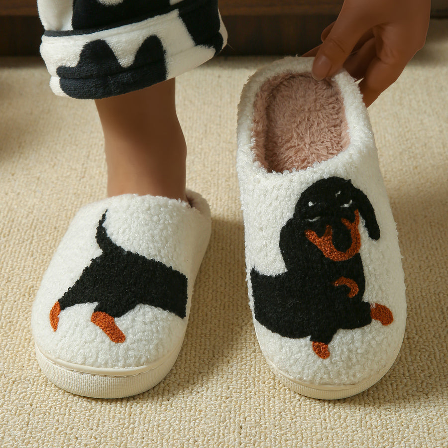 Your feet deserve this 🐾 Cotton slippers with a design, Perfect for cold weather