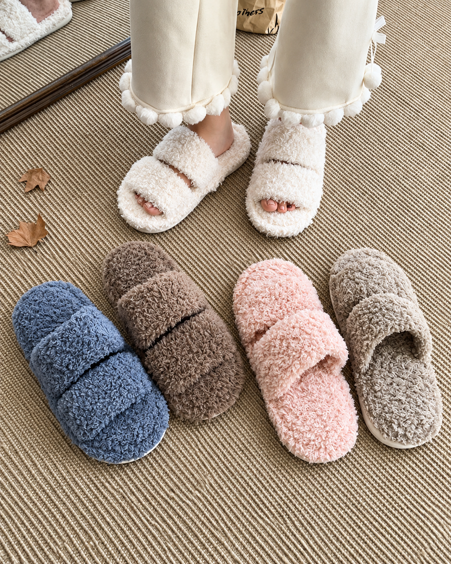 Plush Slippers – Softness and warmth for your everyday comfort at home