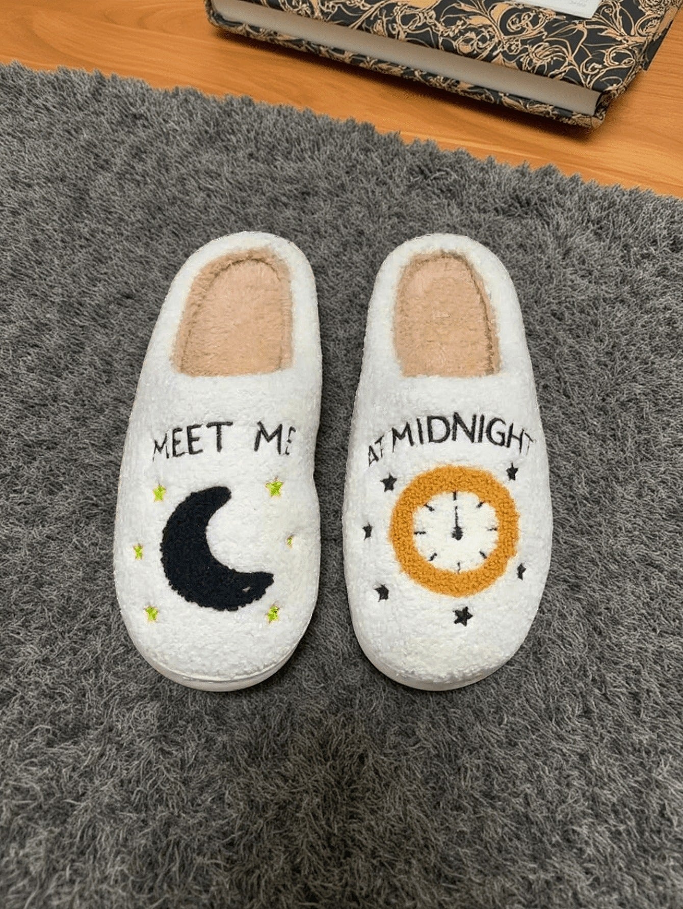 Your feet deserve this 🐾 Cotton slippers with a design, Perfect for cold weather